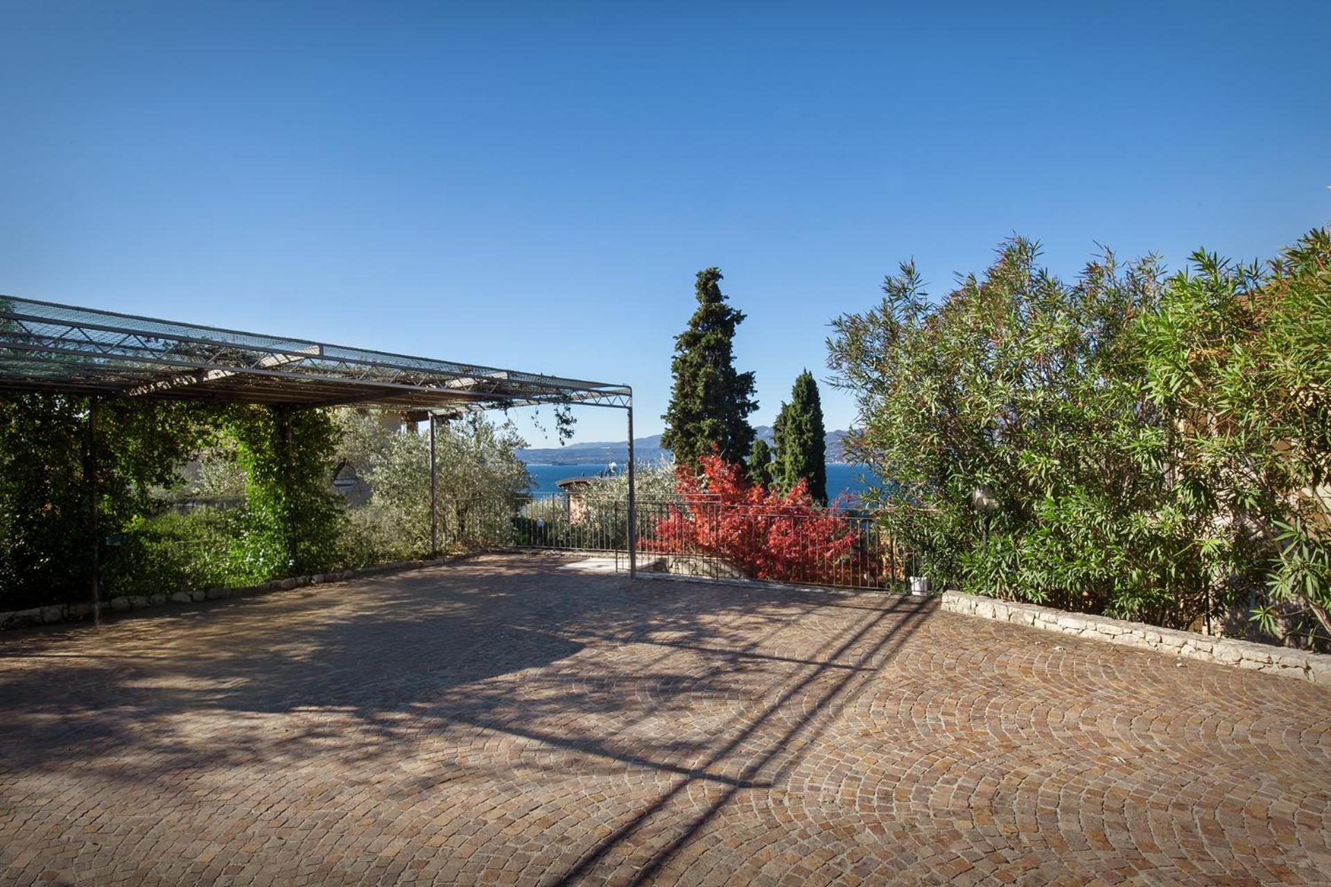 Villa Loncrino - Fine Living Torri Del Benaco Extérieur photo