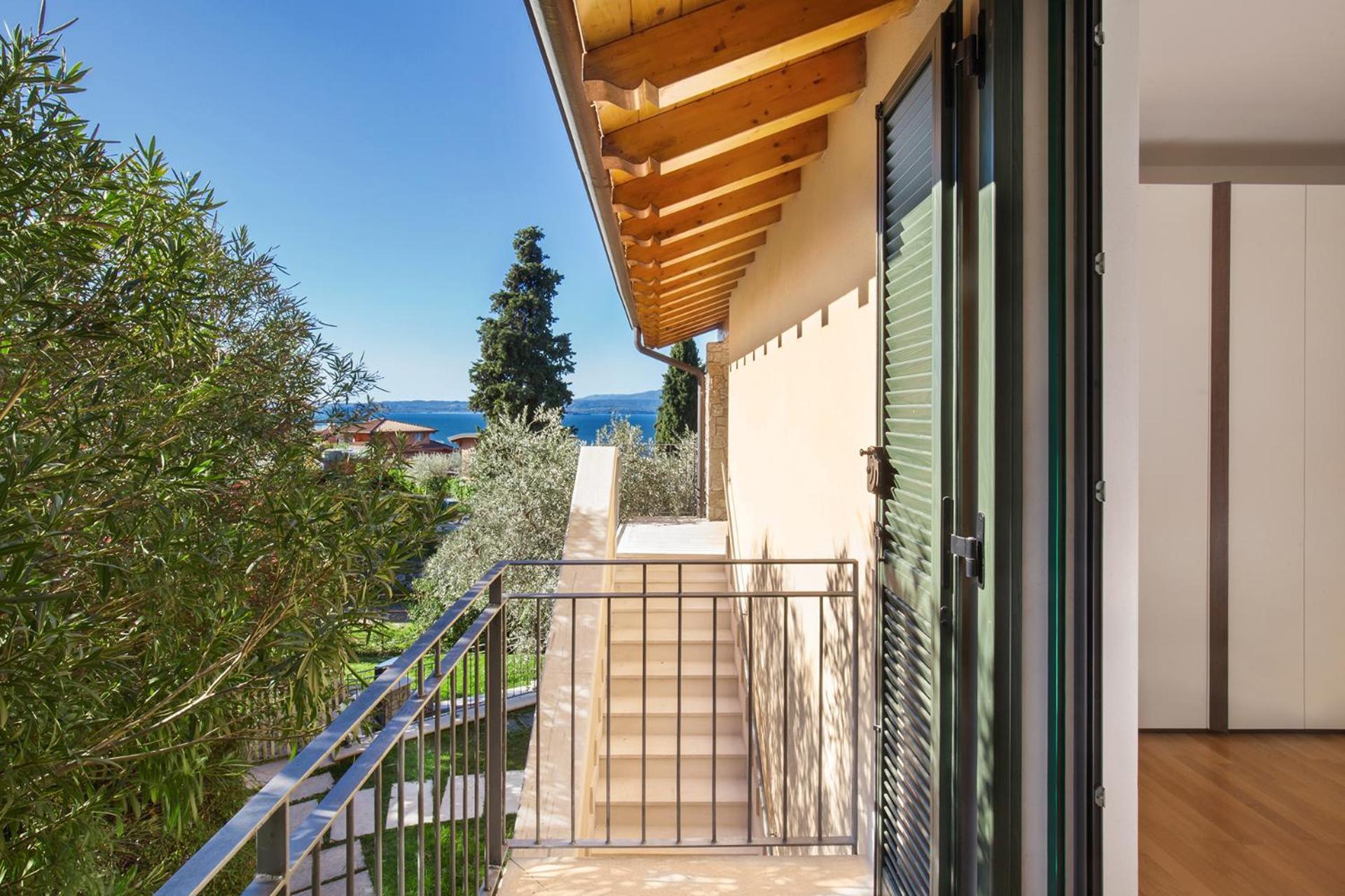 Villa Loncrino - Fine Living Torri Del Benaco Extérieur photo