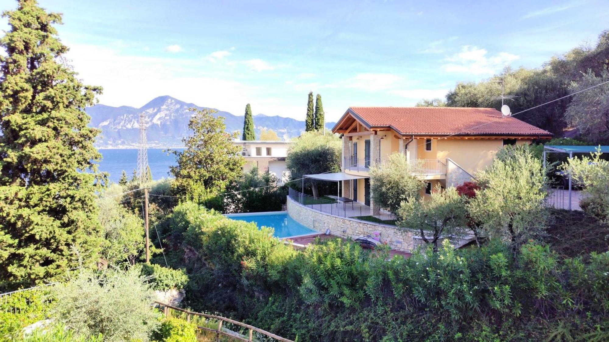 Villa Loncrino - Fine Living Torri Del Benaco Extérieur photo