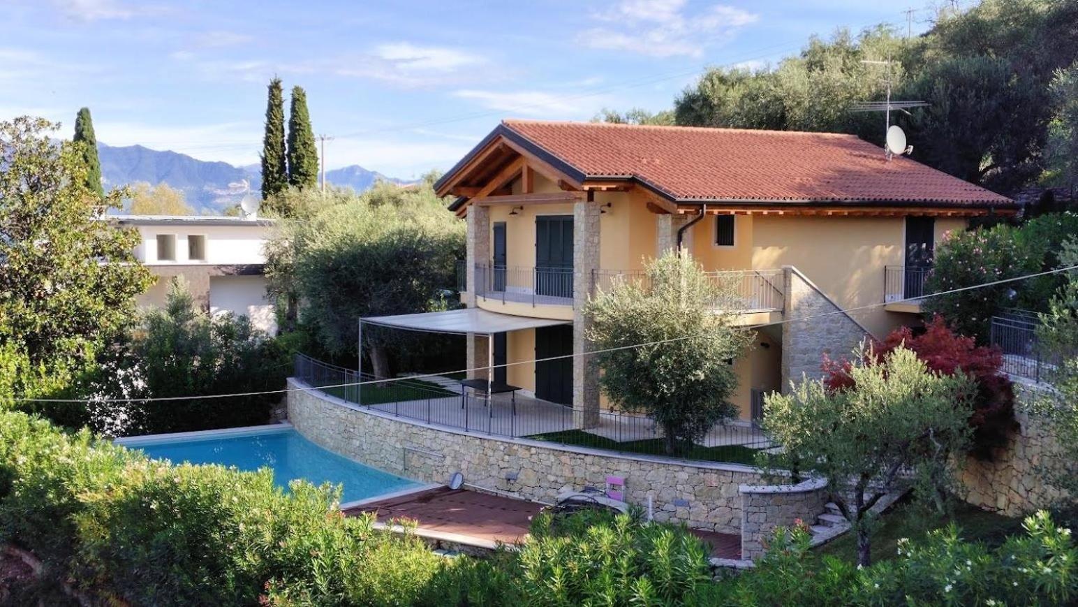 Villa Loncrino - Fine Living Torri Del Benaco Extérieur photo